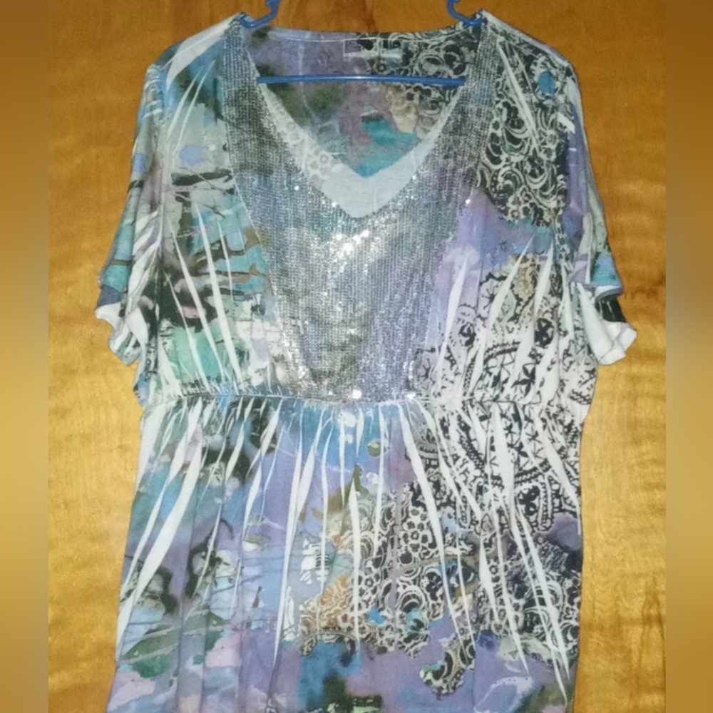 Women's Cato Multicolored Boho Abstract Sequined Tunic Blouse Short Sleeves 22